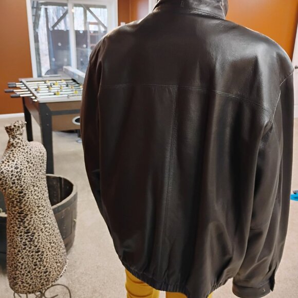 LORD & TAYLOR GENUINE LEATHER JACKET (MEN’S) - Picture 5 of 5